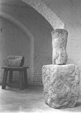 Torso, Skulptur im Atelier